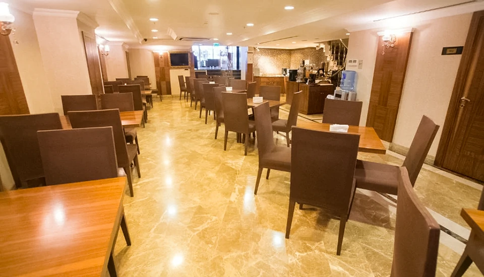 هتل نوا پلازا تکسیم اسکوئر